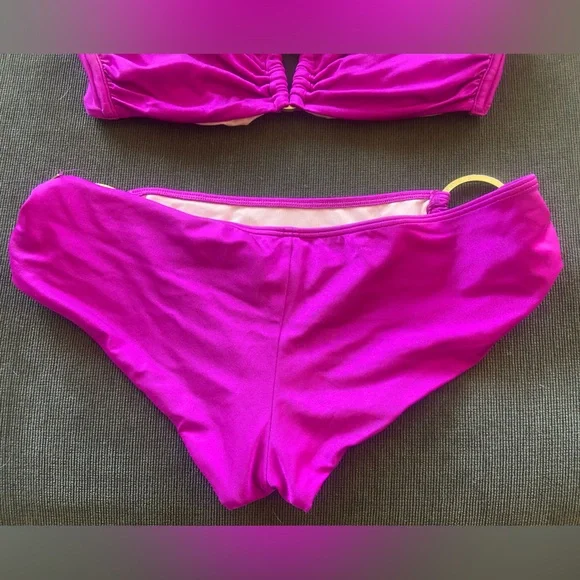 Victoria Secret Magenta bikini bottom Size M - Picture 4 of 4